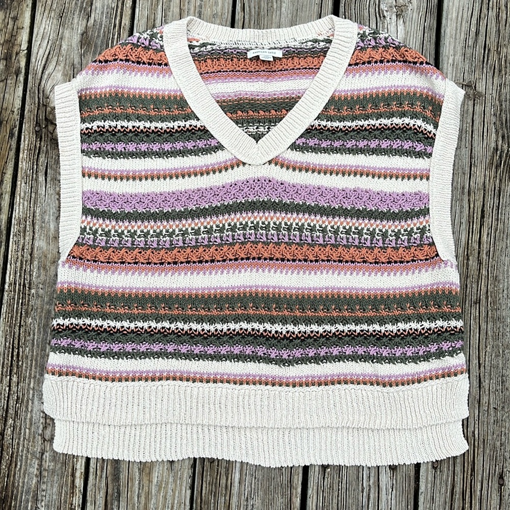 Sweater vest